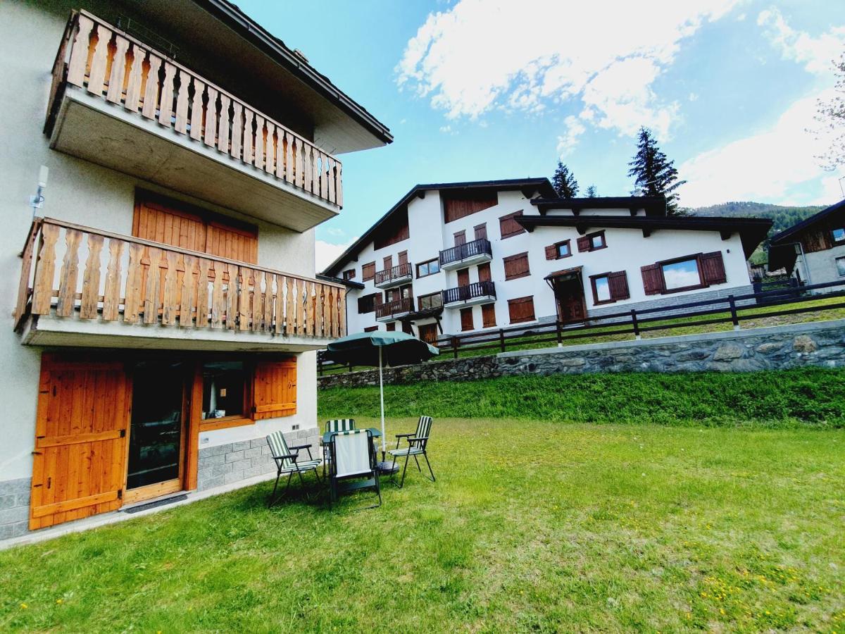 La Casa Di Matilde - Trilocale Vicinissimo Alle Piste Da Sci La Thuile Extérieur photo