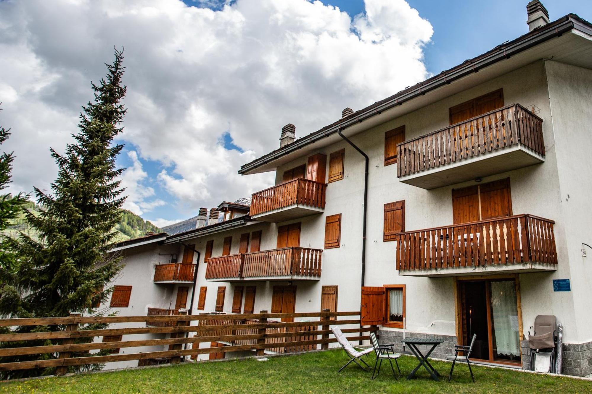 La Casa Di Matilde - Trilocale Vicinissimo Alle Piste Da Sci La Thuile Extérieur photo